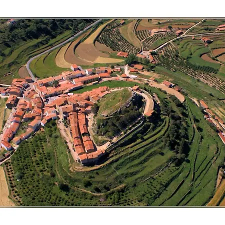 La Conquesta De *